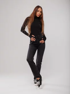 Джинсы Levis 724 High Rise Straight Джинсы Levis 724 High Rise Straight