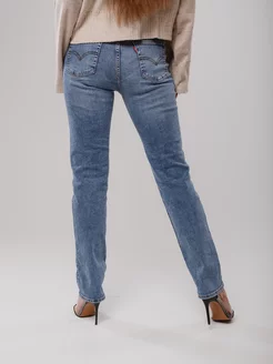 Джинсы Levis 724 High Rise Straight Джинсы Levis 724 High Rise Straight
