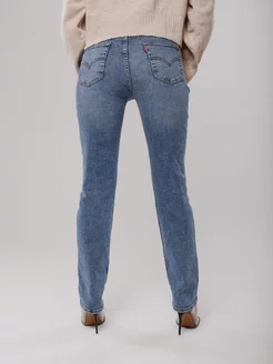 Джинсы Levis 724 High Rise Straight Джинсы Levis 724 High Rise Straight