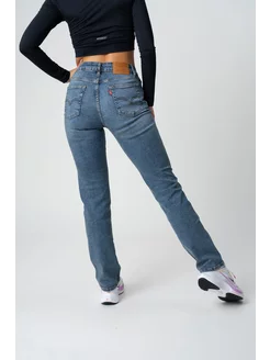 Джинсы Levis 724 High Rise Straight Джинсы Levis 724 High Rise Straight