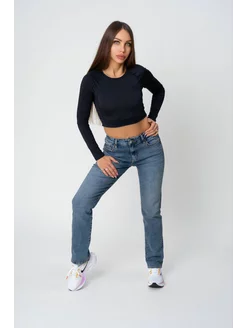 Джинсы Levis 724 High Rise Straight Джинсы Levis 724 High Rise Straight