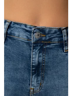 Джинсы Levis 724 High Rise Straight Джинсы Levis 724 High Rise Straight